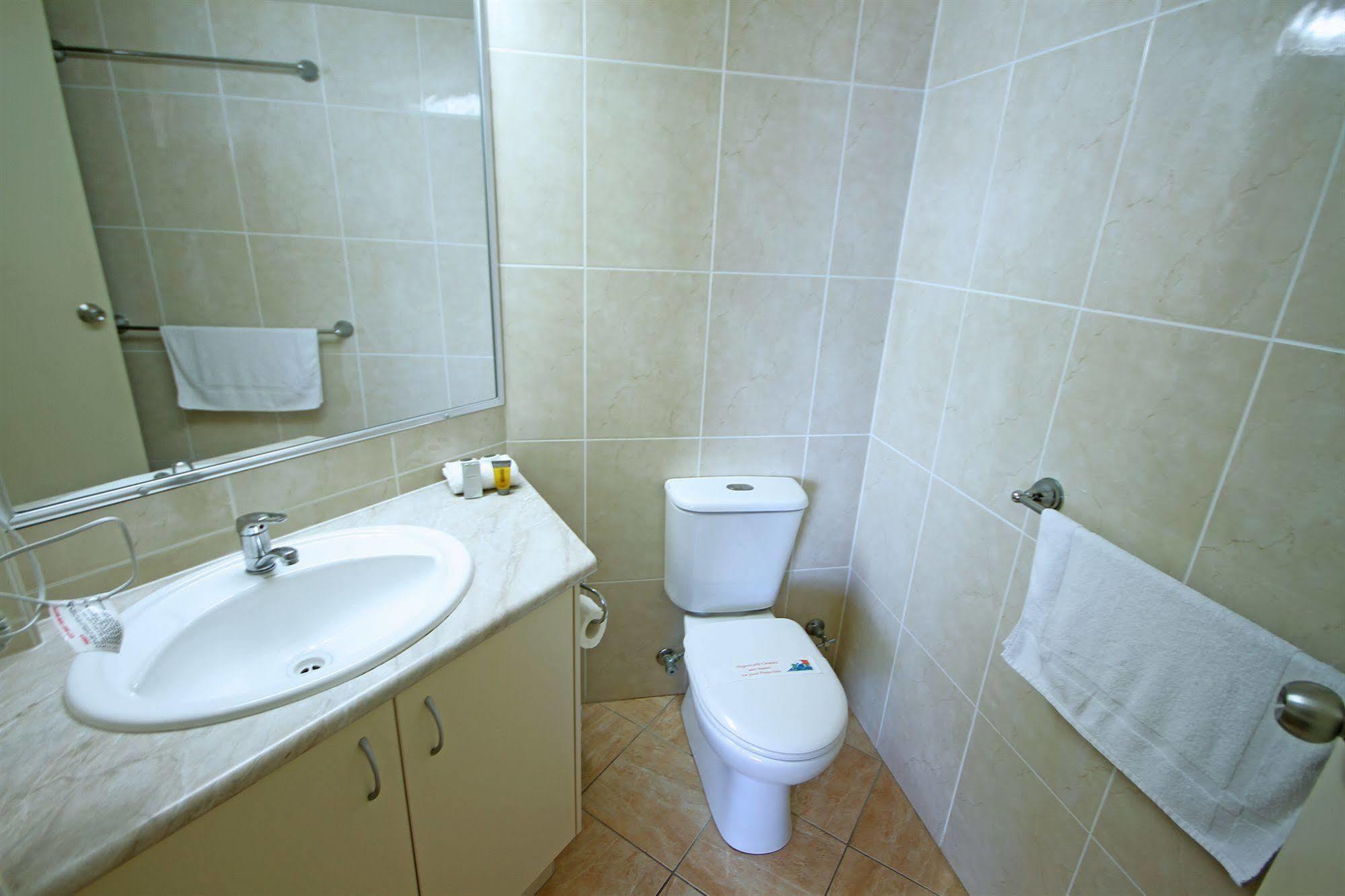San Simeon Beachfront Apartments Tugun Χρυσή Ακτή Εξωτερικό φωτογραφία