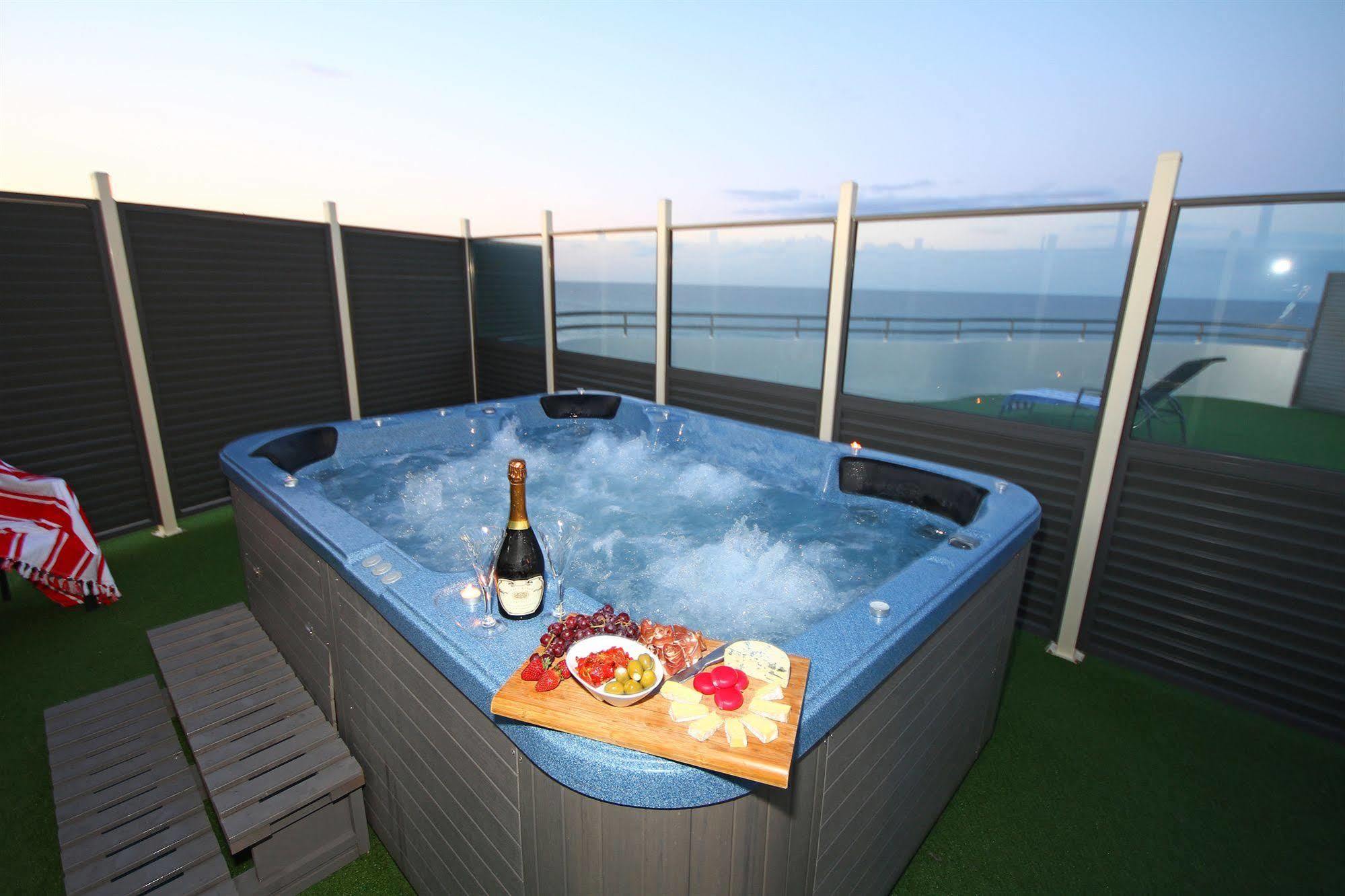 San Simeon Beachfront Apartments Tugun Χρυσή Ακτή Εξωτερικό φωτογραφία