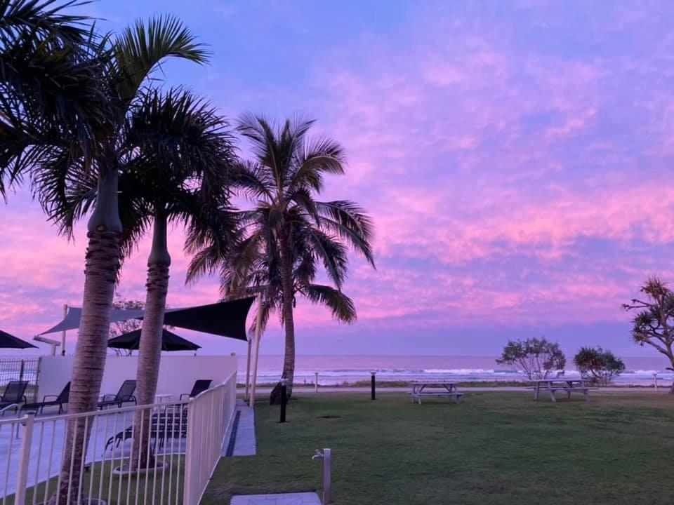 San Simeon Beachfront Apartments Tugun Χρυσή Ακτή Εξωτερικό φωτογραφία